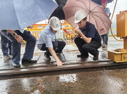 公司領導在江埡電站帶班檢查防汛安全工作