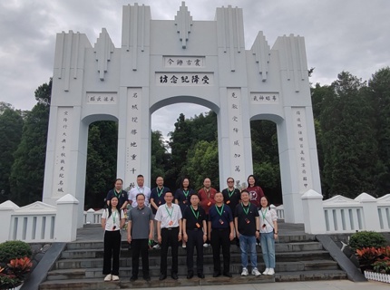 黨群部黨支部與財(cái)務(wù)部黨支部開展聯(lián)學(xué)聯(lián)建主題黨日活動(dòng)